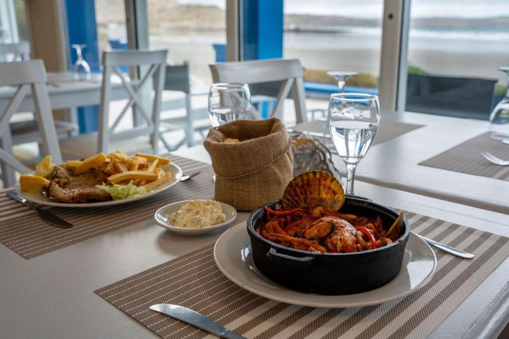 Rayentray Las Restingas Hotel De Mar Puerto Pirámides Eksteriør bilde