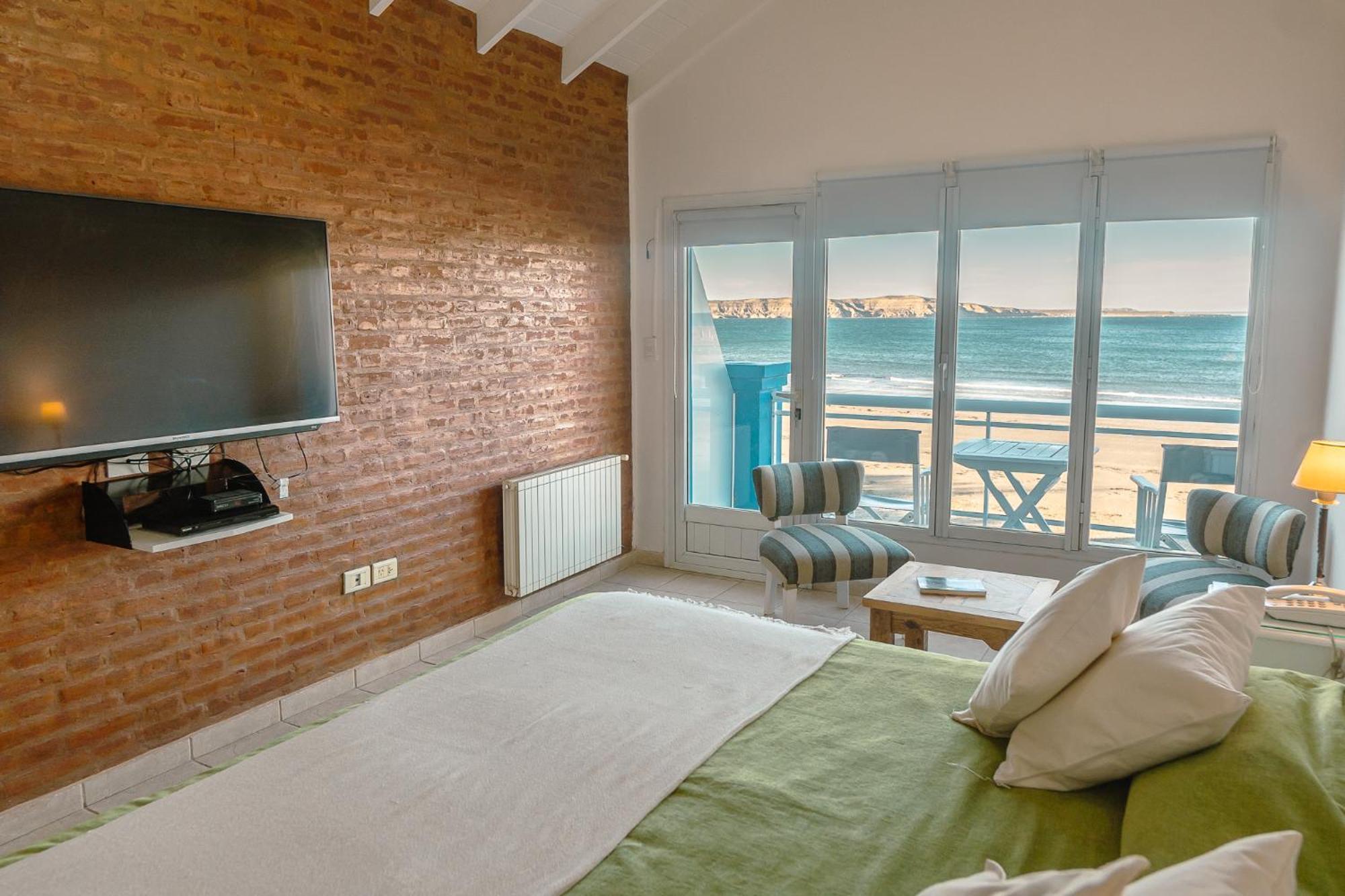 Rayentray Las Restingas Hotel De Mar Puerto Pirámides Eksteriør bilde