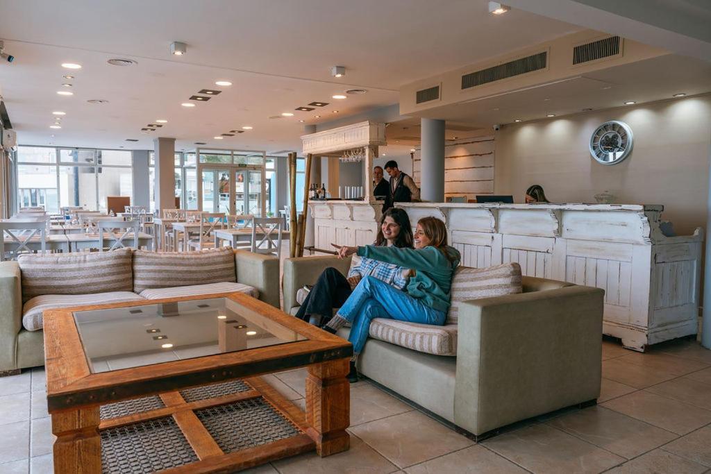 Rayentray Las Restingas Hotel De Mar Puerto Pirámides Eksteriør bilde