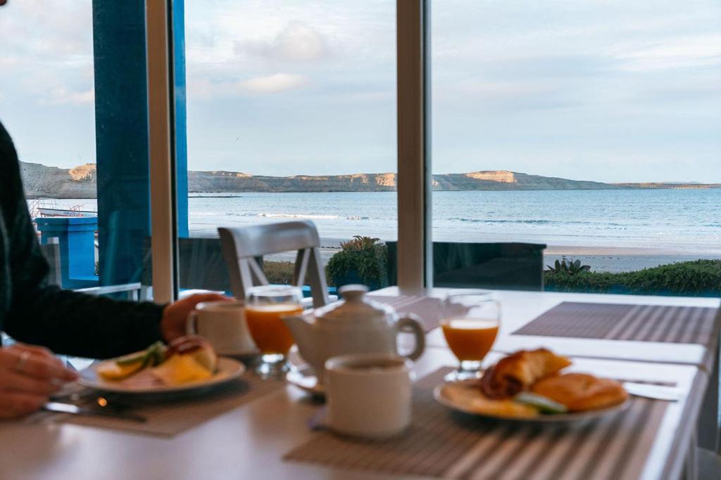 Rayentray Las Restingas Hotel De Mar Puerto Pirámides Eksteriør bilde