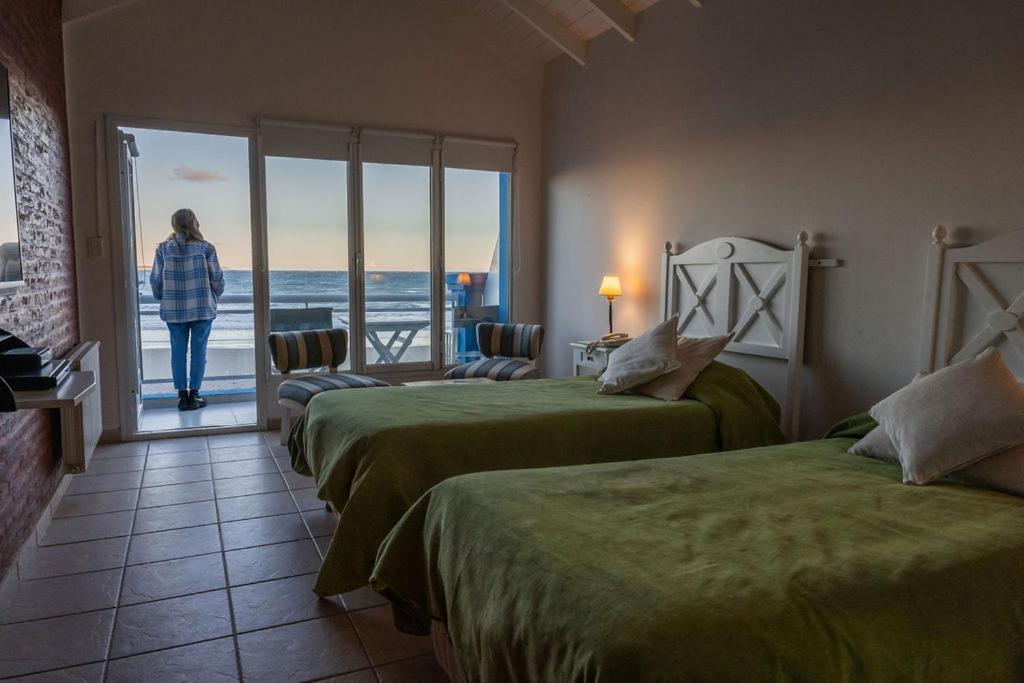 Rayentray Las Restingas Hotel De Mar Puerto Pirámides Eksteriør bilde