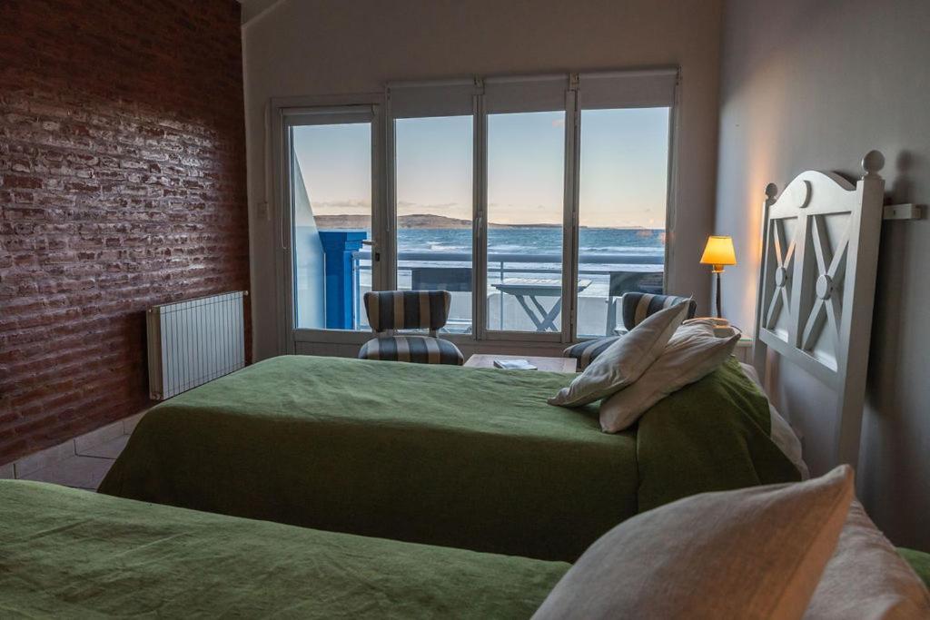 Rayentray Las Restingas Hotel De Mar Puerto Pirámides Eksteriør bilde